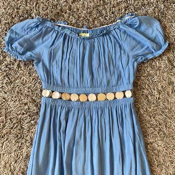 COPY - ~ Seashell off the shoulders Maxi Dress ~ - Picture 5 of 12